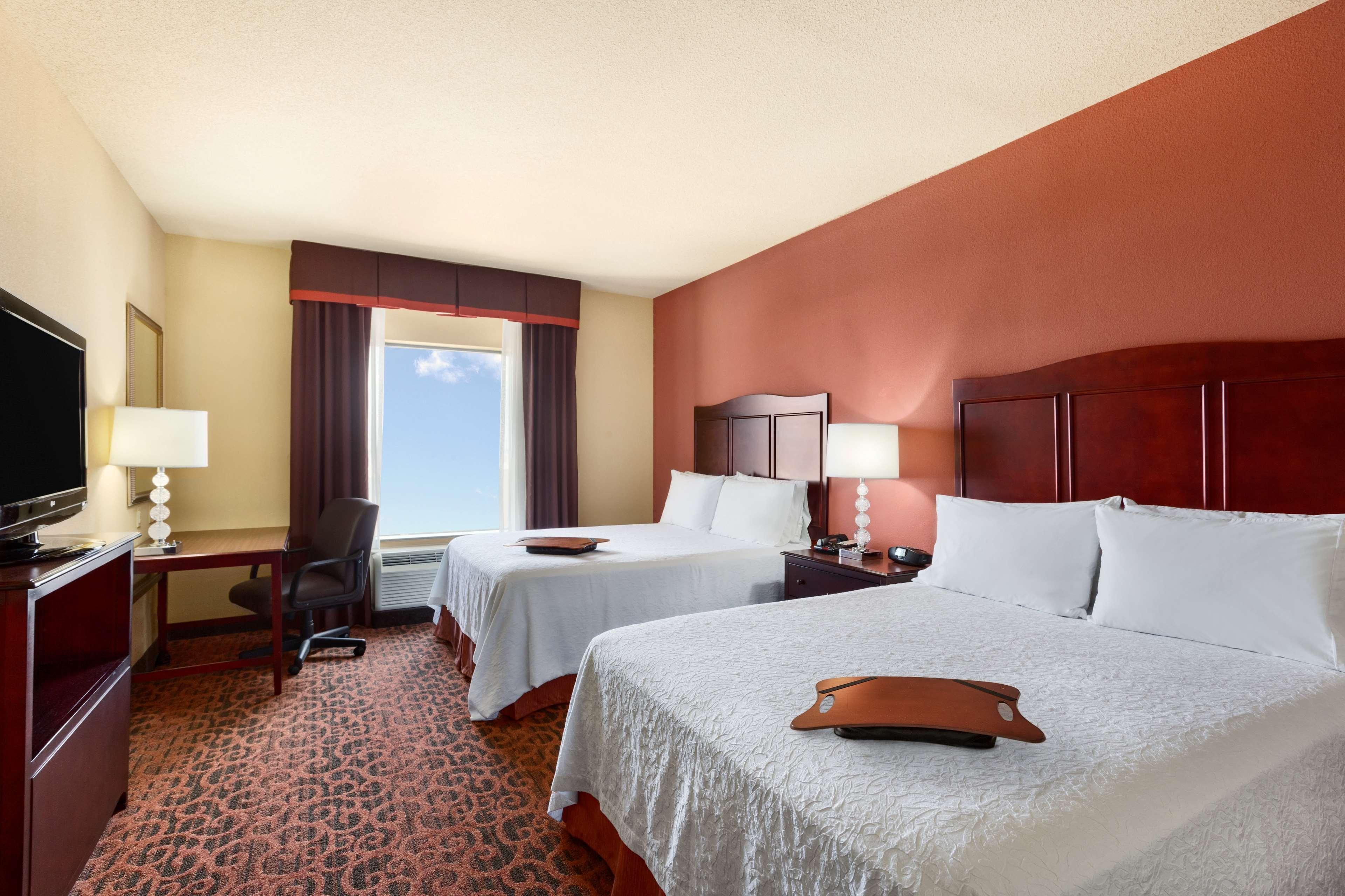 Hampton Inn & Suites Mission Zewnętrze zdjęcie
