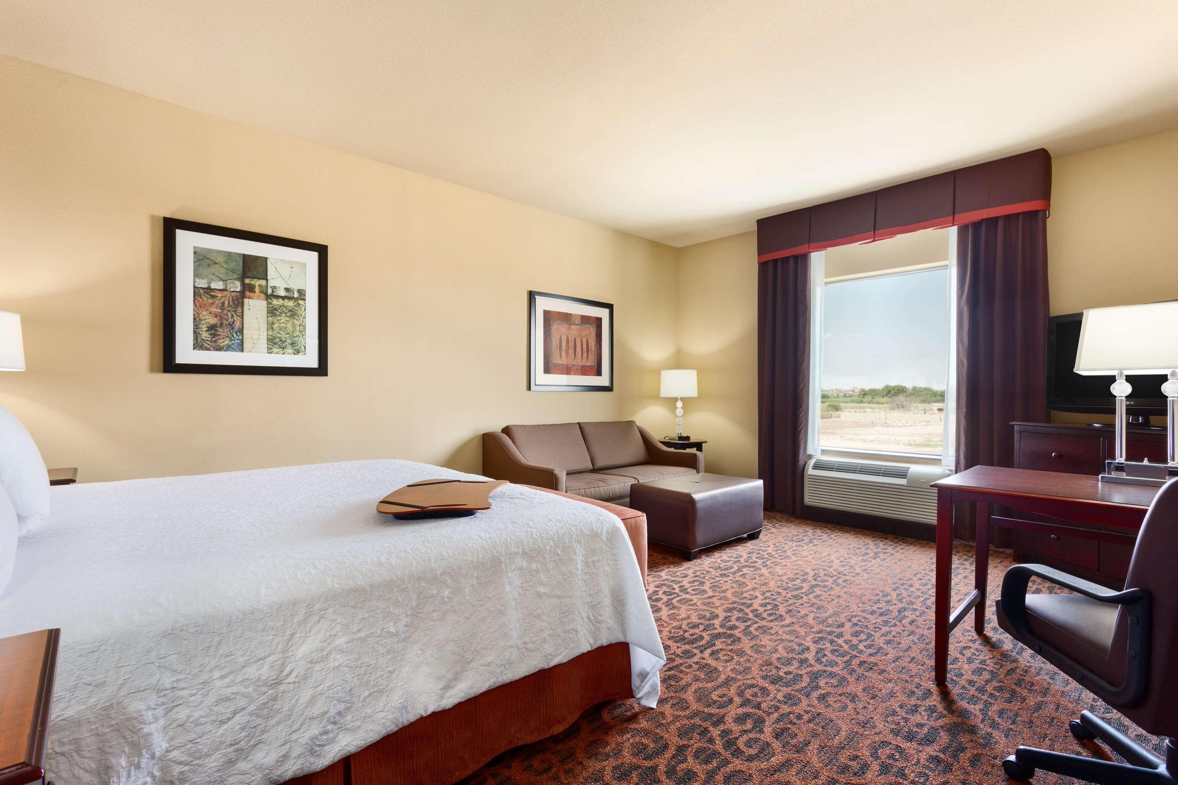 Hampton Inn & Suites Mission Zewnętrze zdjęcie