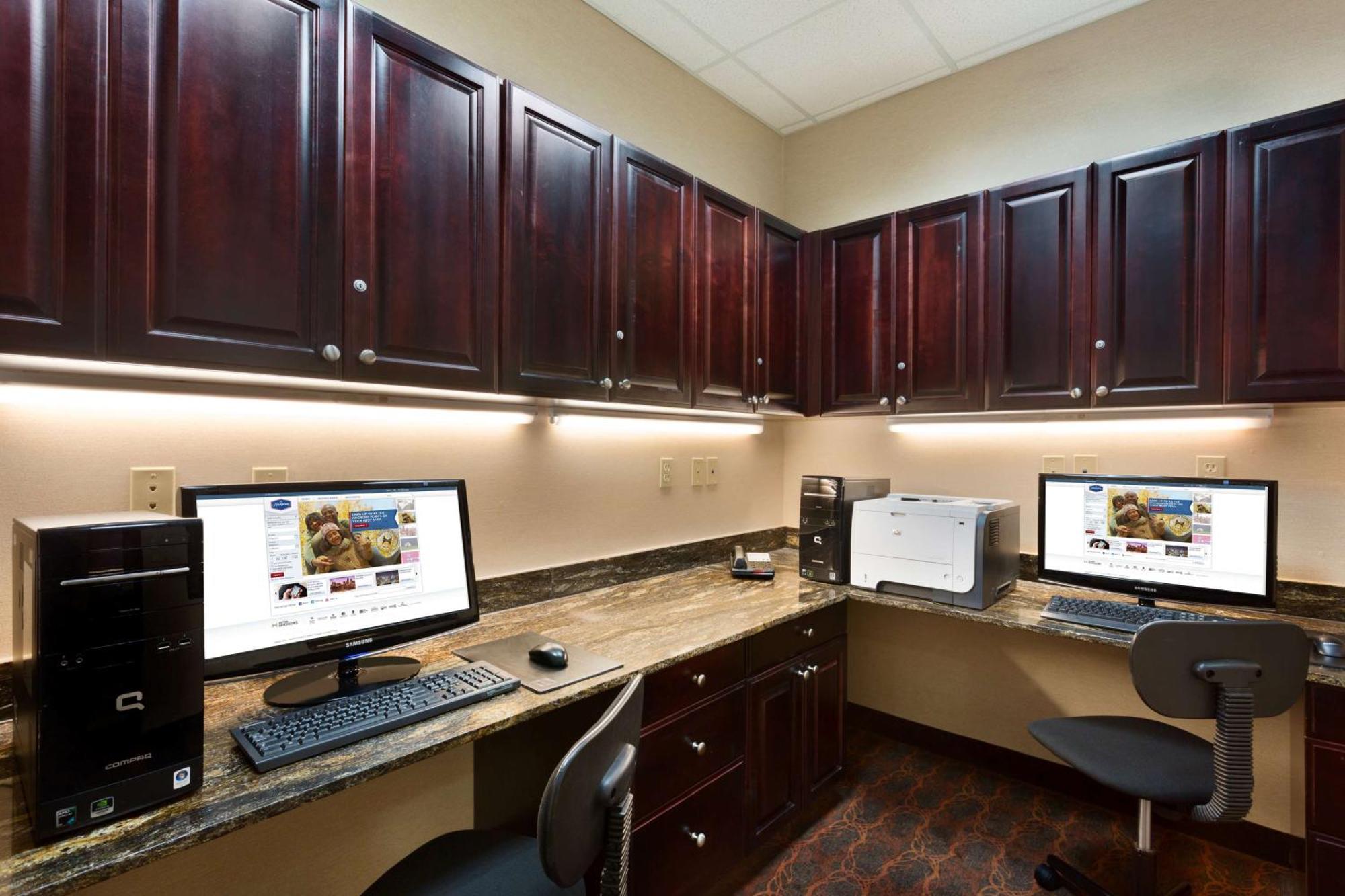Hampton Inn & Suites Mission Zewnętrze zdjęcie