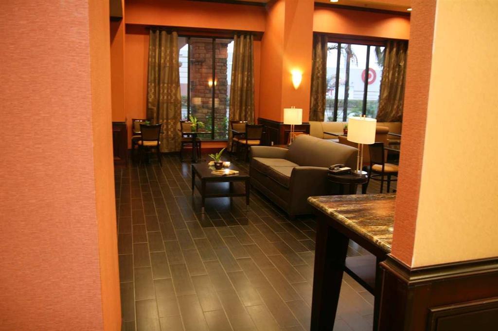 Hampton Inn & Suites Mission Wnętrze zdjęcie