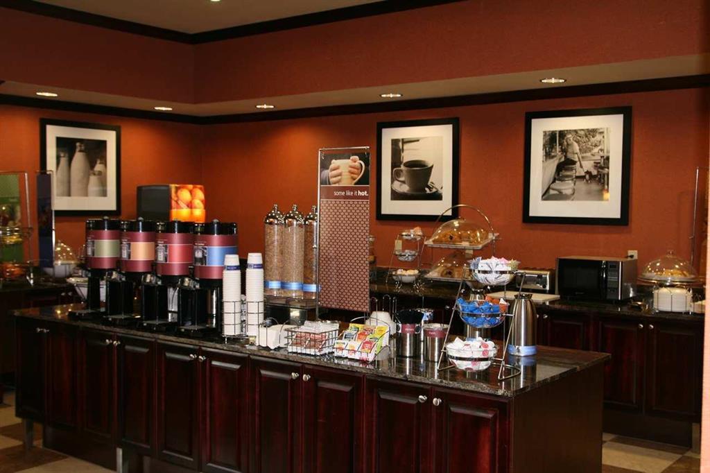 Hampton Inn & Suites Mission Restauracja zdjęcie