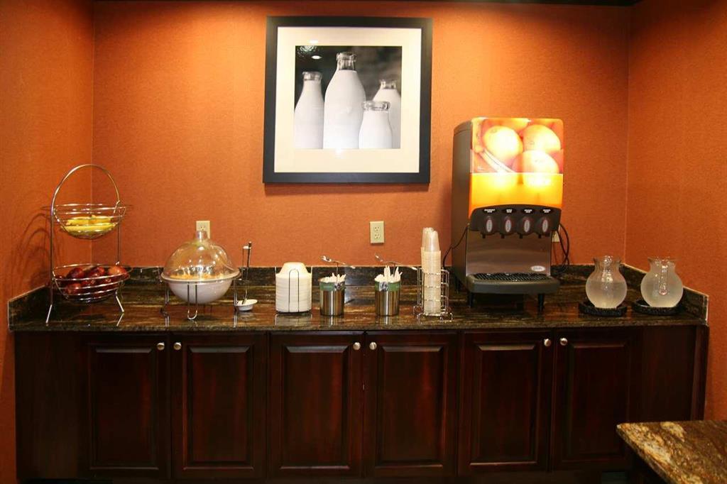 Hampton Inn & Suites Mission Restauracja zdjęcie