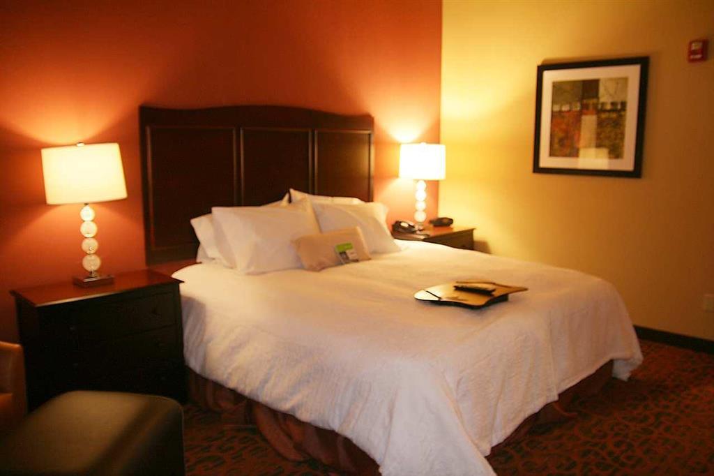 Hampton Inn & Suites Mission Pokój zdjęcie