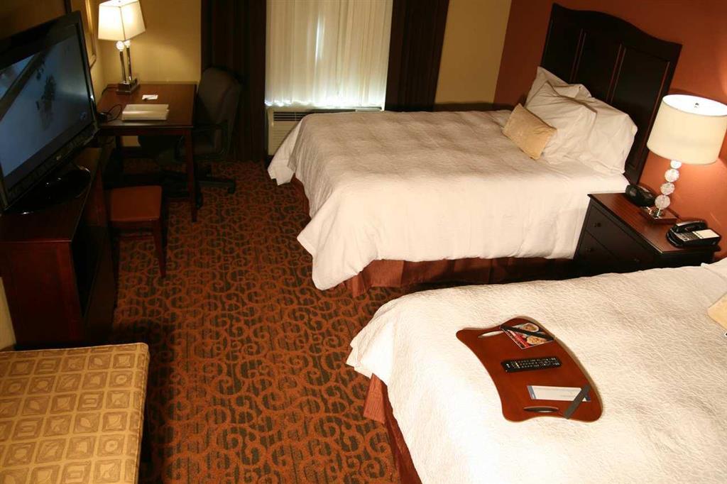Hampton Inn & Suites Mission Pokój zdjęcie